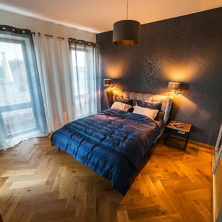 Modern Luxury In Centre